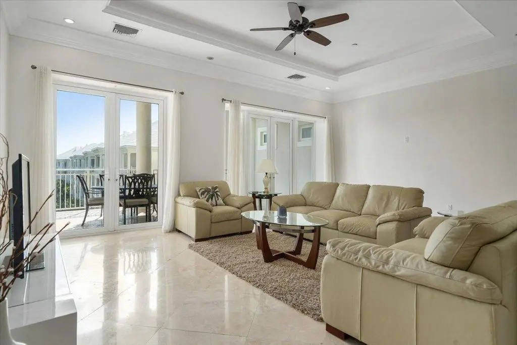 Квартира, 3294 м², 1 550 000$ — FAKTOR
